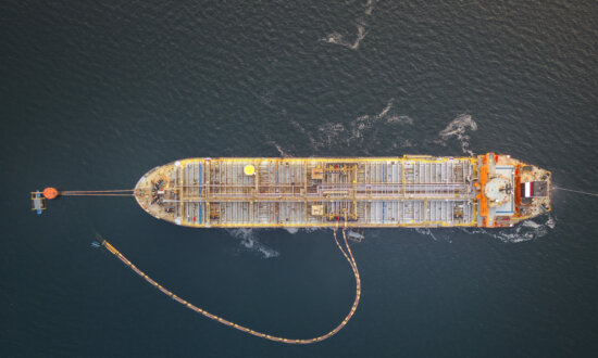 US Treasury Extends Russian Crude Waiver Amid Supply Disruptions