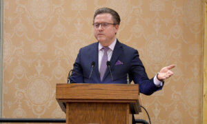 Jan Jekielek Exposes CCP Organ Trade Atrocities in ‘Killed to Order’ Book Reception, Featuring Amb. Sam Brownback