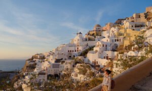 Where to Wander: How to Explore Safely While Traveling