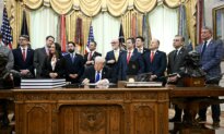 Trump Signs Order Targeting ‘Bloated Overhead’ in Federal Contracts