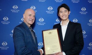 Missouri State Representative: Shen Yun Lifts the Spirit