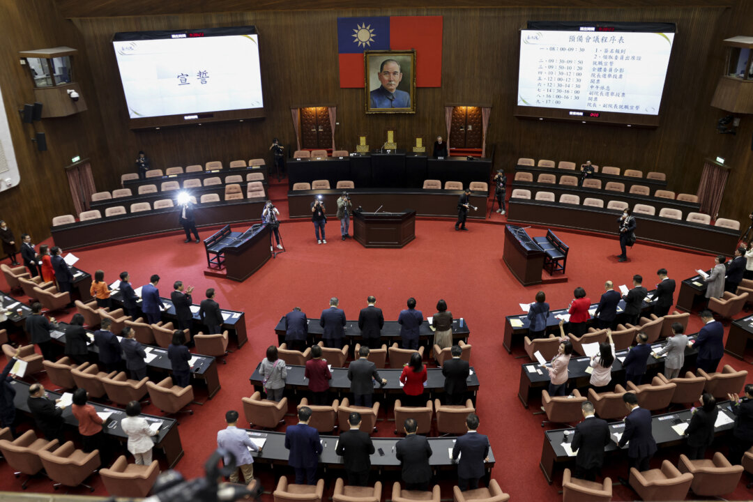 Indictment Alleges CCP Officials Tried to Influence Taiwan Parliament Post