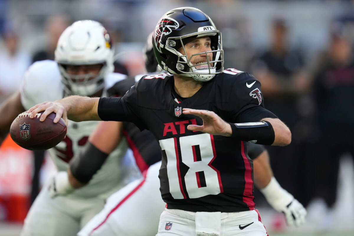 Atlanta Falcons quarterback Kirk Cousins throws against the Arizona Cardinals in Glendale, Ariz.., on Dec. 21, 2025. (Ross D. Franklin/AP Photo)