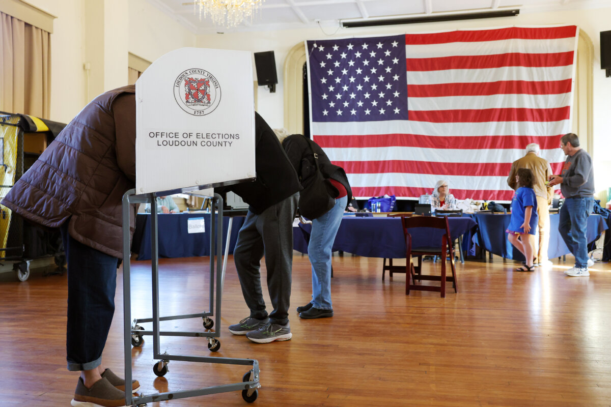 Voters fill out their ballots at a polling station in the Hillsboro Old Stone School in Hillsboro, Va., on Nov. 04, 2025 (Anna Moneymaker/Getty Images)