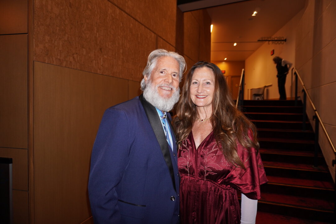 Michael Porrazzo and Veronica Sandor attend Shen Yun at the SAFE Credit Union Performing Arts Center in Sacramento, Calif., on March 26, 2026. (Lily Yu/The Epoch Times)