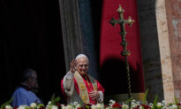 Pope Leo Offers Message of Peace in 1st Easter Mass Leading Vatican