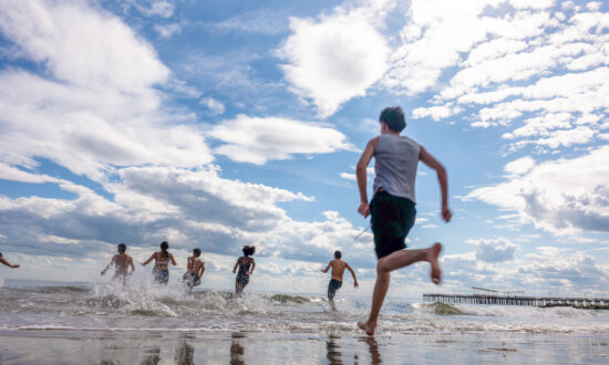 Teen Labor Market Faces Record‑Low Summer Hiring