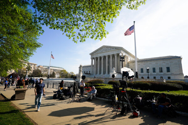 Trump Says His Supreme Court Picks Misrepresented Themselves