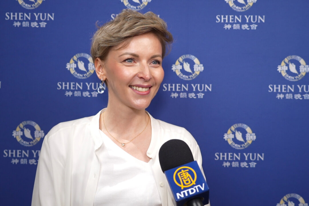 Anna Phillips enjoyed Shen Yun's matinee at the Buell Theatre, in Denver, on April 8, 2026. (NTD)