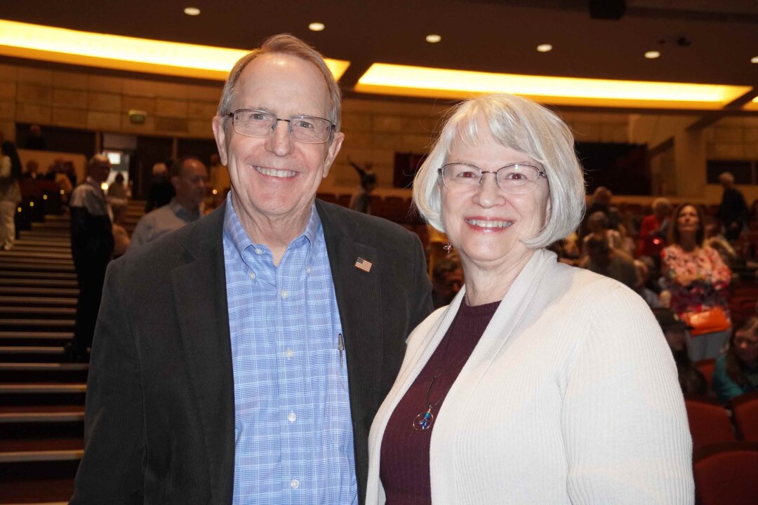 Jay and Joy Richards enjoyed Shen Yun's matinee at the Buell Theatre on April 8, 2026. (Sherry Dong/The Epoch Times)