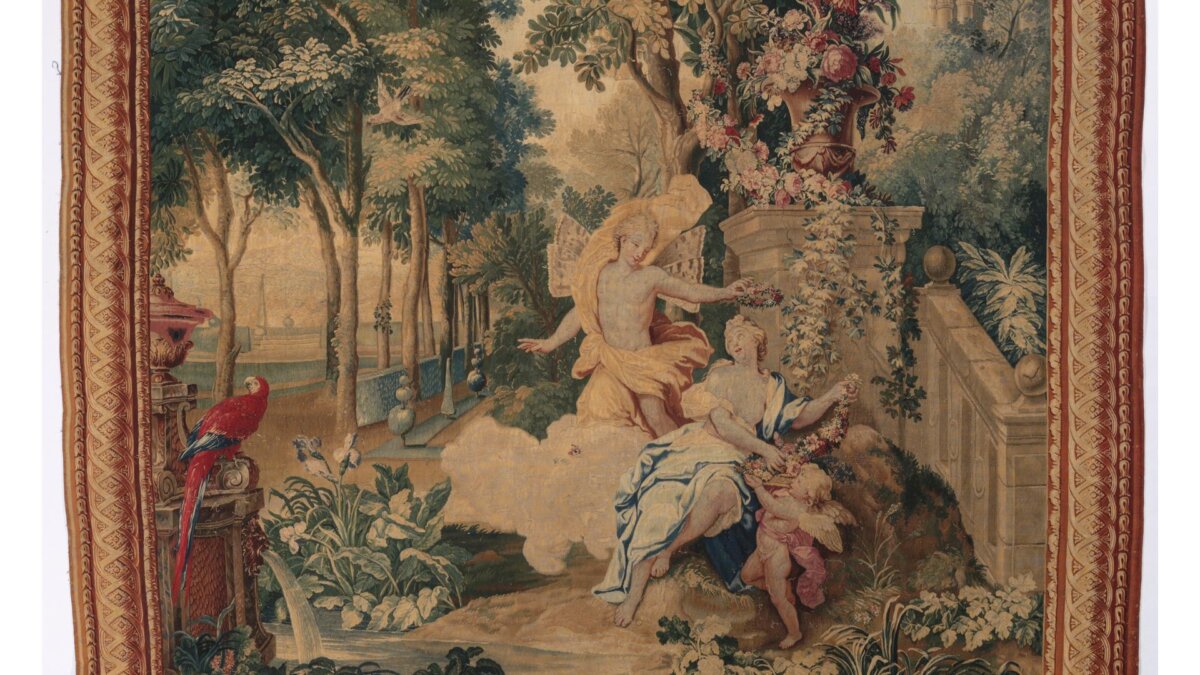 A detail of “Flora and Zephyrus (from a ‘Set of Ovid's Metamorphoses’),” 1704–1731, by Gobelins Manufactory, Paris. Tapestry weave; 127 3/4 inches by 116 1/8 inches. Gift of Mrs. Matthias Plum; Cleveland Museum of Art, Ohio. (Public Domain)