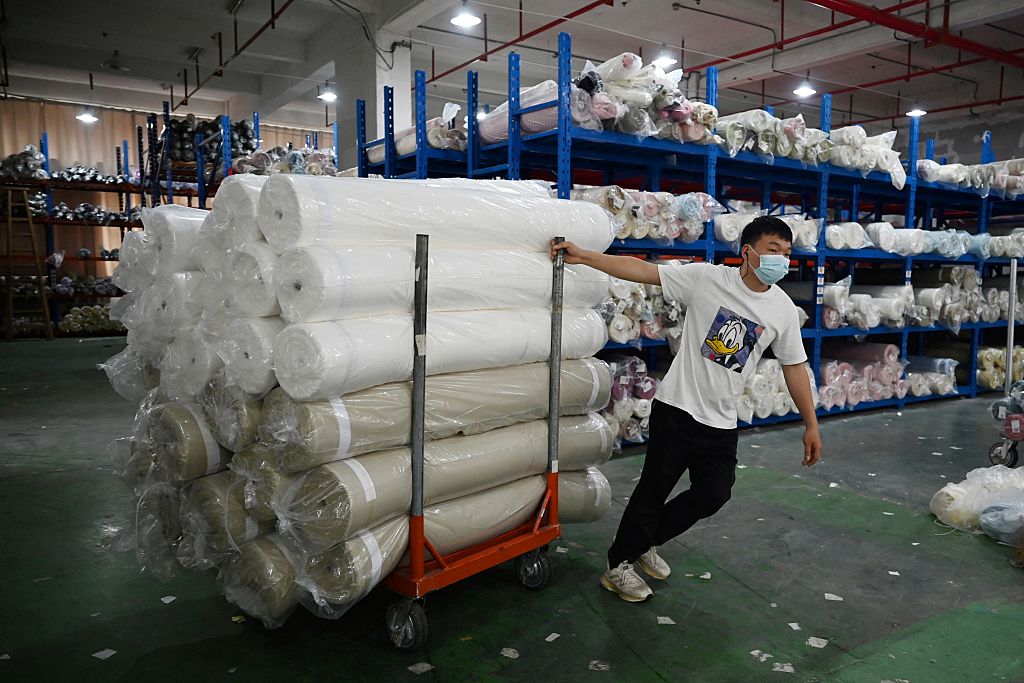 China’s Textile Hubs Strained as Rising Oil Costs and Falling Orders Squeeze Factories