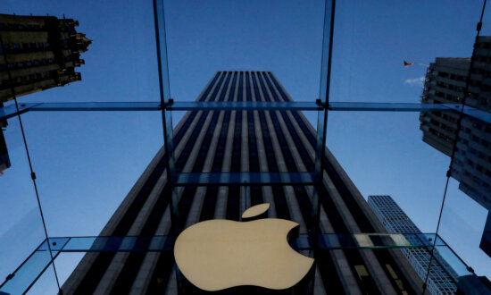 Apple CEO Tim Cook to Step Down, John Ternus Named New Chief