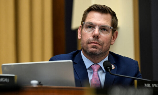 2 Democrats Advance in California Special Election to Replace Swalwell