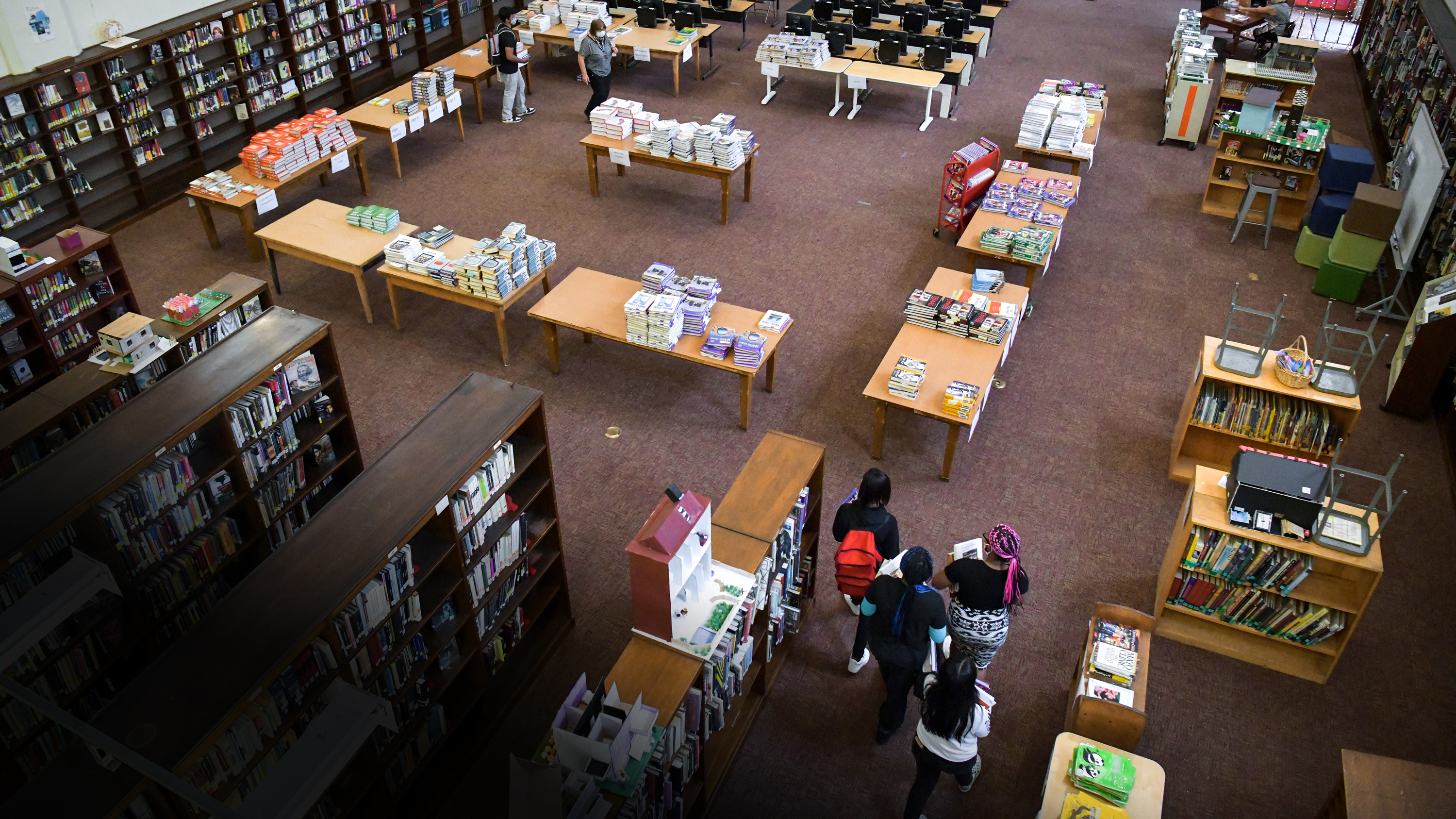 The Push to Make Kids Read Books Again