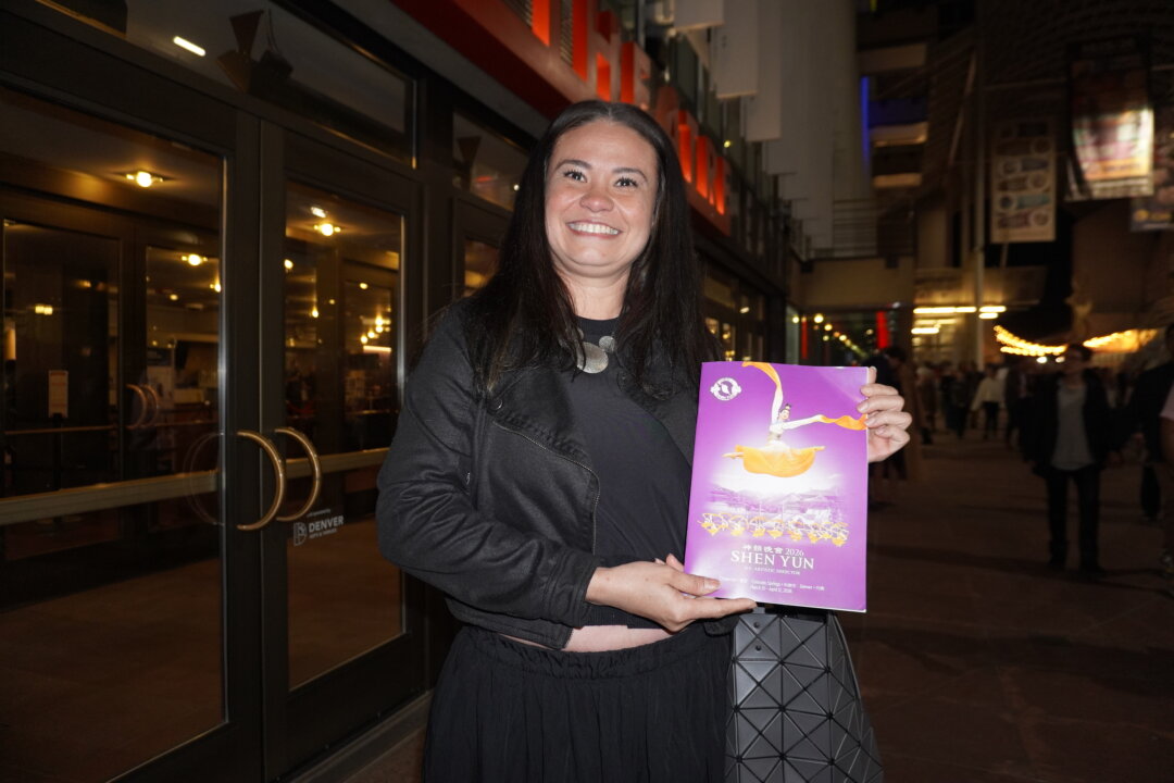Former journalist Gilnia Contreras attends Shen Yun Performings Arts at The Buell Theatre in Denver, Colo., on April 10, 2026. (Sherry Dong/The Epoch Times)