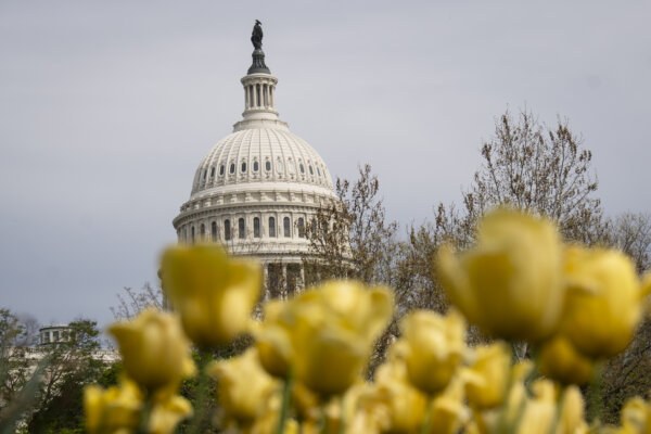 Senate Moves Forward on $70 Billion Measure to Fund ICE, Border Patrol