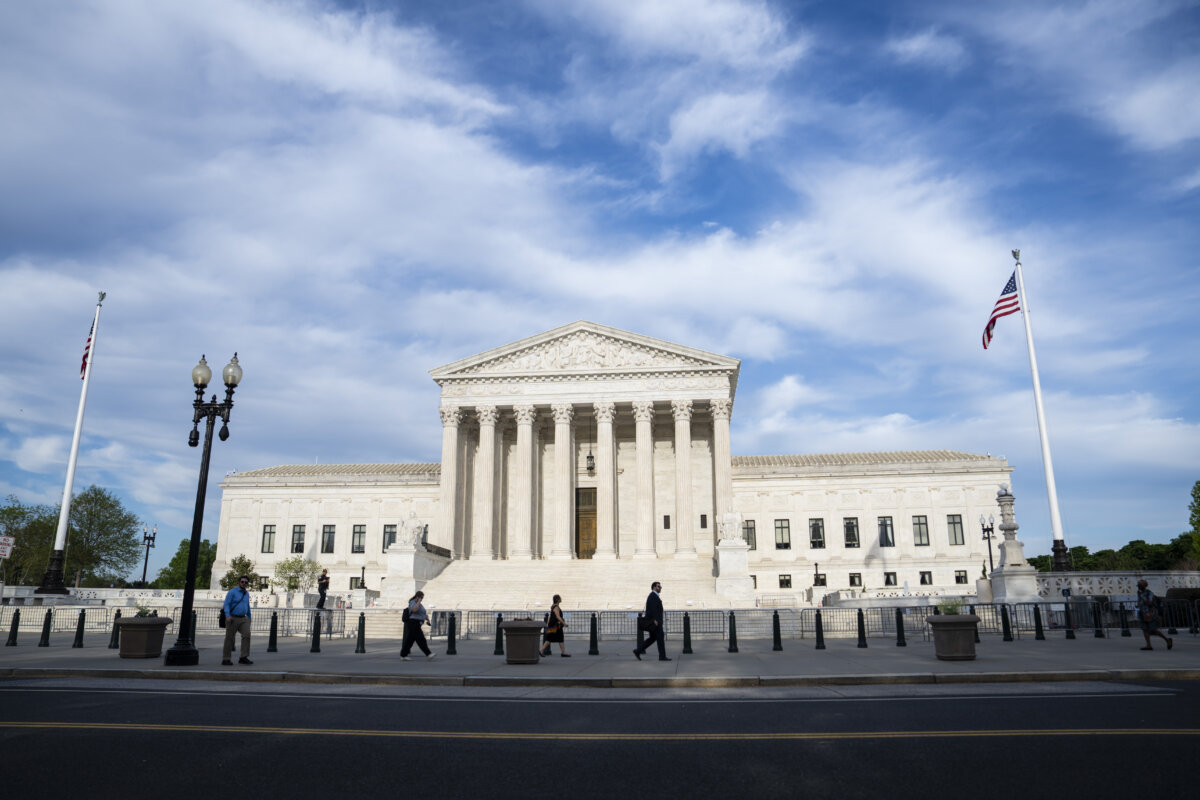 The Supreme Court in Washington on April 13, 2026. (Madalina Kilroy/The Epoch Times)