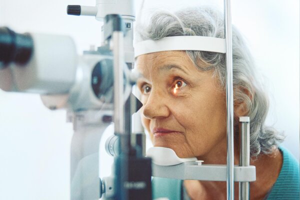 When Eye Floaters Are Harmless—and When They Signal a Serious Problem