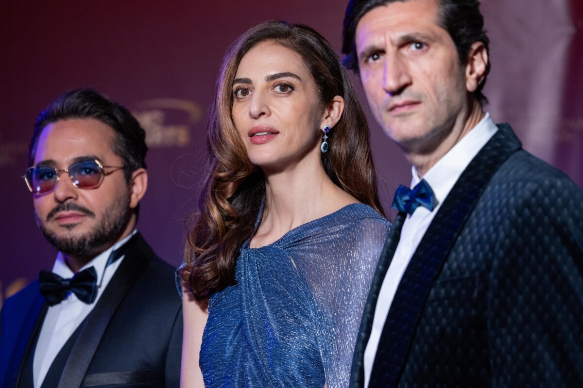 (L–R) Yasser Islam (Sherwan Haji), Suzanne Taleek (Zineb Triki), and George Fahmy (Fares Fares) are players in Eyptian politics, in “Eagles of the Republic.” (SF Studios)