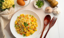 Detoxing Healthy Anti-Inflammatory Cauliflower ‘Fried’ Rice Bowl 