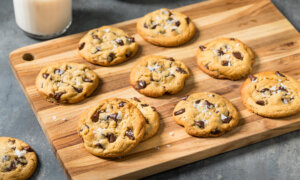 Tahini and Chocolate Cookies: Dessert You Can Feel Good About