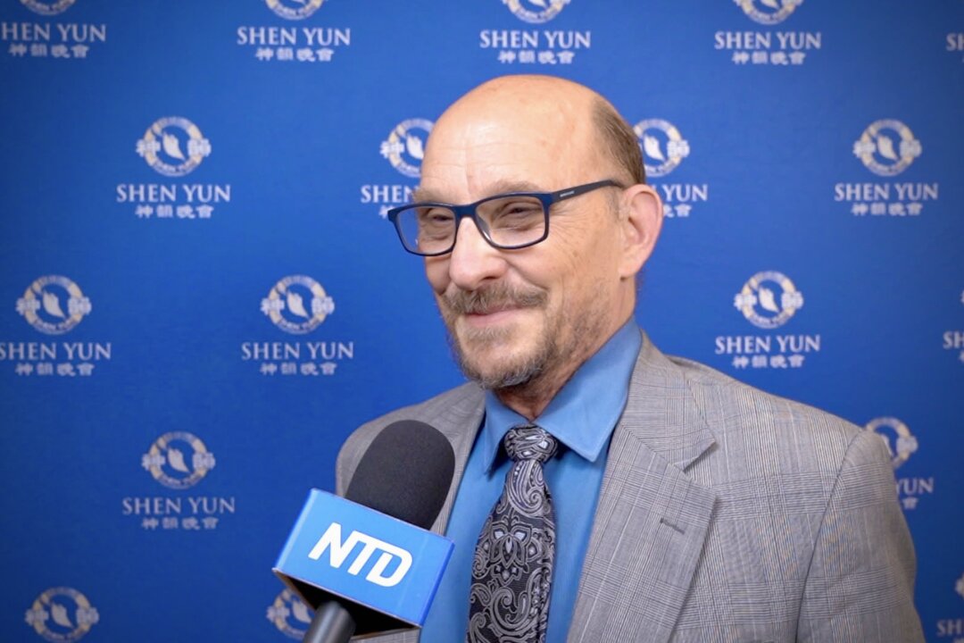 Mark Thomas at the Shen Yun Performing Arts performance at Miller Theater on April 15, 2026. (NTD)