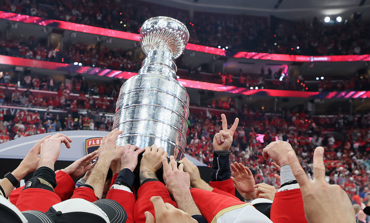 The Florida Panthers raise the Stanley Cup following the win over the Edmonton Oilers during Game Six of the 2025 NHL Stanley Cup Final at Amerant Bank Arena in Sunrise, Fla., on June 17, 2025. (Bruce Bennett/Getty Images)