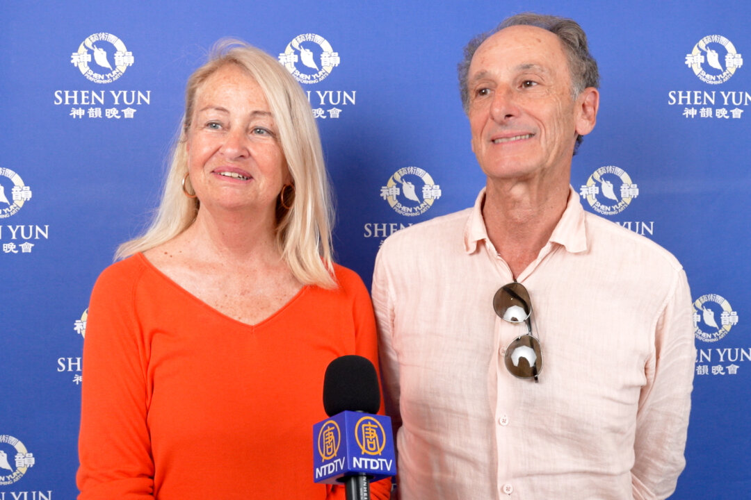 Ariane and Jean-Pierre Gimond at the Grand Théâtre de Provence in Aix-en-Provence, France, where they saw Shen Yun Performing Arts on April 16, 2026. (NTD)