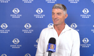 Shen Yun Captivates Audiences in Aix: ‘I’m Captivated. It’s Beautiful—Truly Beautiful’