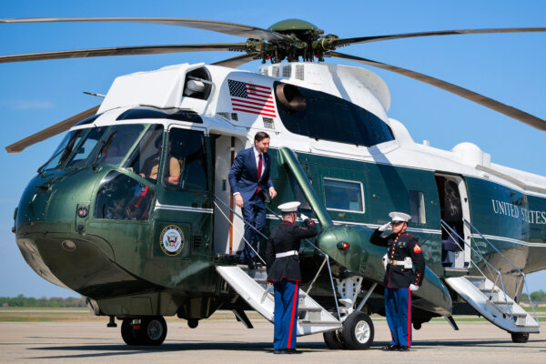 US Negotiators to Begin Talks in Pakistan; Gunman Kills 8 Children in Louisiana | NTD Good Morning (April 20)