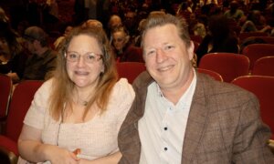 Portland Theatergoer Thinks Shen Yun Is ‘Amazing’