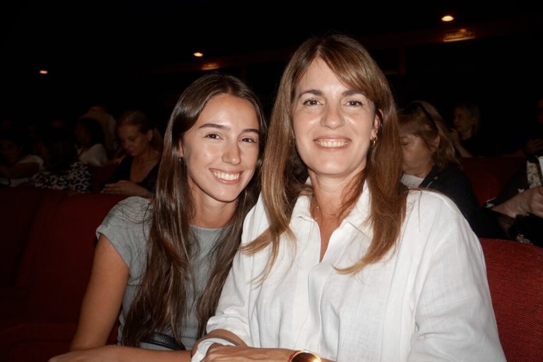 Pilar Judais, a lawyer for the municipal government of San Isidro, and her daughter, architect Pilar Giudice, attend Shen Yun at the Ópera Theater in Buenos Aires, Argentina, on April 19, 2026. (Mary Man/The Epoch Times)