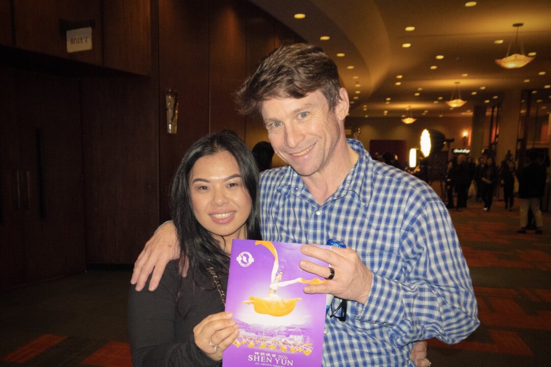 Bau and Alex Brown enjoyed Shen Yun's evening show at the Keller Auditorium on April 17, 2026. (Jane Yang /The Epoch Times)