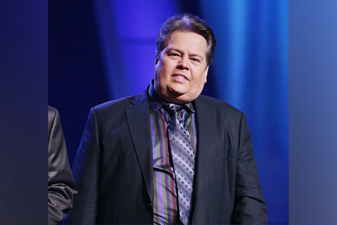 Musician Alan Osmond, Eldest Member of ‘The Osmonds,’ Dies at Age 76