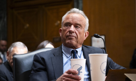 RFK Jr. Tells Senate Glyphosate Causes Cancer