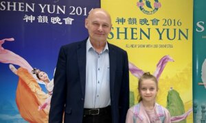 Czech University Department Head: Shen Yun as Reached the Pinnacle of Artistry