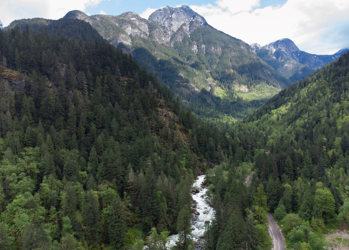 Silverhope Creek runs between Silvertip Mountain and Thompson Peak near Hope, B.C., on May 7, 2021. (The Canadian Press/Darryl Dyck)