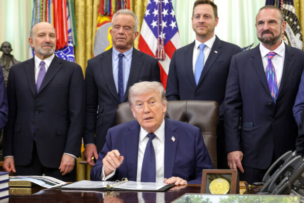 Drug Company to Offer Hearing-Loss Therapy for Free