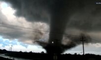 Tornado Barrels Through Oklahoma, Damaging Homes and Shutting Down Roads