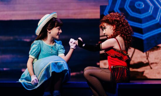 ‘Beaches’ Brings Lifelong Friendship to Broadway