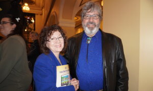 Nuclear Engineer at Shen Yun Eager to See the End of Communism