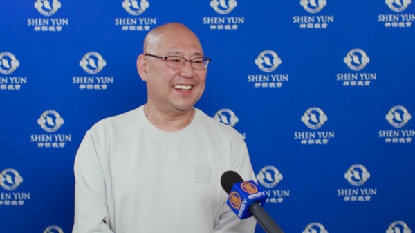 Renowned Japanese monk Daiun Miki attends Shen Yun Performing Arts at the ROHM Theatre Kyoto on April 22, 2026. (NTD)