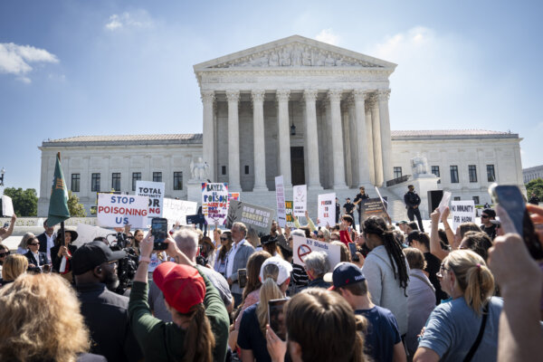 MAHA Advocates Rally Against Pesticide Makers, Question Federal Agriculture Policies