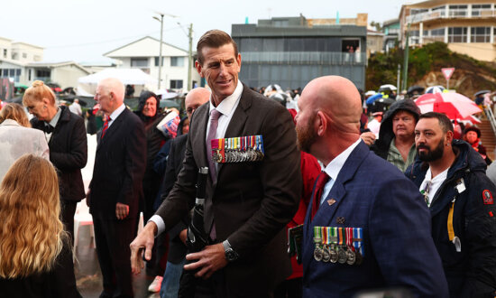 Senator Probes What Officials Knew Before Roberts-Smith Arrest