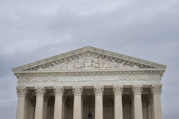US Supreme Court Allows Louisiana Redistricting Ruling to Take Effect Immediately