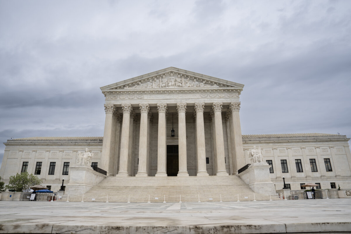 The Supreme Court in Washington on April 28, 2026. (Madalina Kilroy/The Epoch Times)
