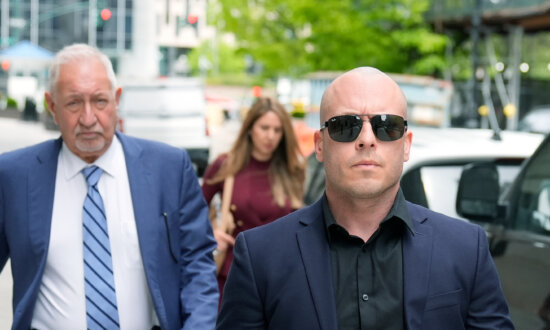 US Special Forces Soldier Pleads Not Guilty to Betting on Maduro’s Capture