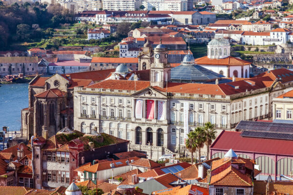 Palácio da Bolsa: Colossal Neoclassical