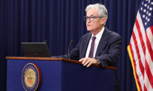 Fed Leaves Interest Rates Unchanged